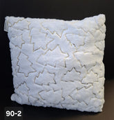 Pernă decorativă albă cu brăduți aurii - 45x45cm